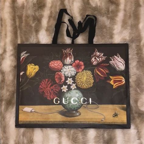 gucci paper bag floral